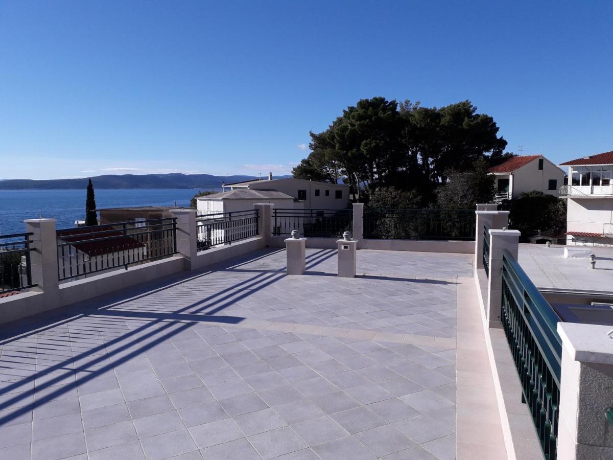 Apartmani Patrick Baška Voda Buitenkant foto